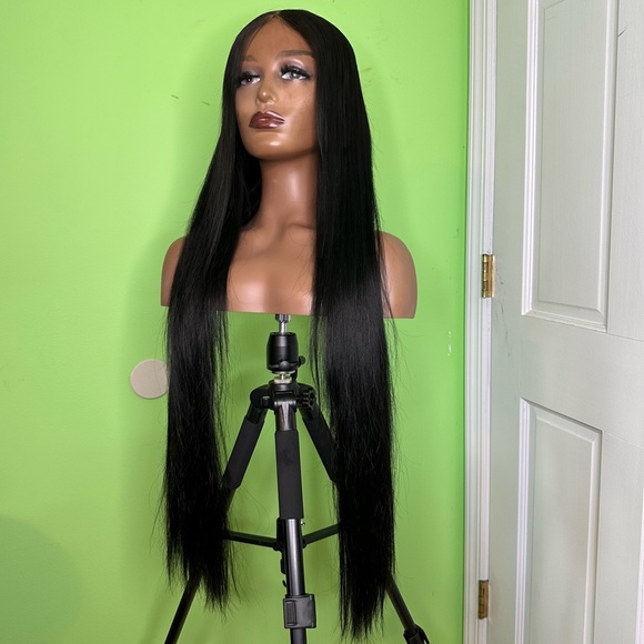 Jet Black Straight Closure Lace Wig - Picture 3 of 8